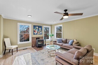 5 Elmore St in Asheville, NC - Building Photo - Building Photo