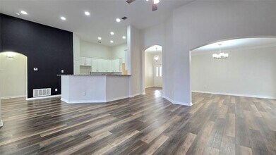 6229 St Leonard Dr in Arlington, TX - Building Photo - Building Photo