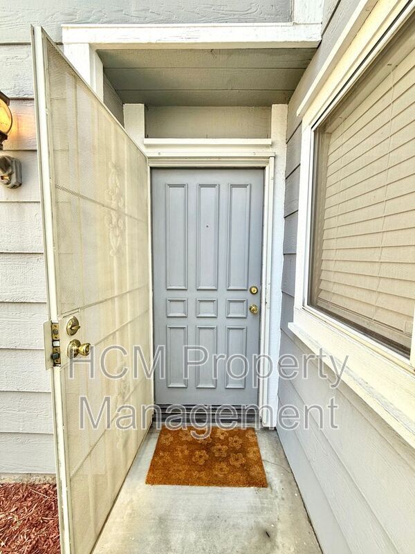 12168 Mt Vernon Ave in Grand Terrace, CA - Building Photo - Building Photo