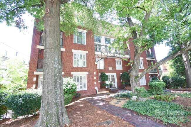 property at 416 Queens Rd