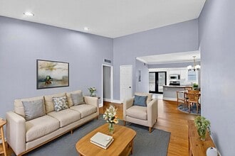 7736 Meadow Rd, Unit 203 in Dallas, TX - Building Photo - Building Photo