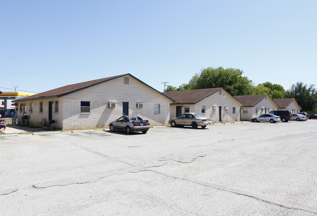 Rio Vista Apartments in Schertz, TX - Building Photo - Building Photo