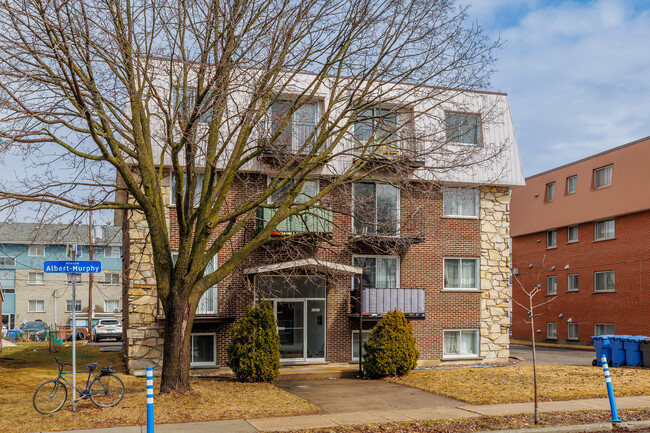 1965 Albert-Murphy Av in Laval, QC - Building Photo - Building Photo