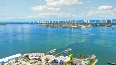 360 Wilma Cir in West Palm Beach, FL - Building Photo - Building Photo