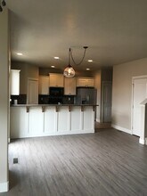 21174 Capella Pl in Bend, OR - Building Photo - Building Photo