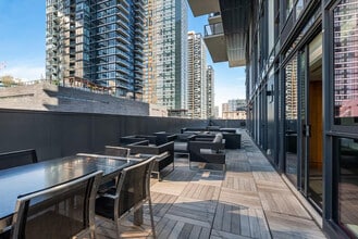 1010-1016 6 St SW, Unit SI ID1346048P in Calgary, AB - Building Photo - Building Photo