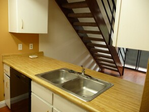 13902 E Stanford Cir in Aurora, CO - Building Photo - Building Photo