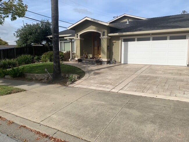 property at 2061 Mento Dr