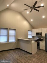 6127 MacBeth Dr in Baltimore, MD - Building Photo