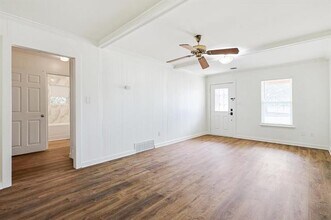 157 W Purnell St in Lewisville, TX - Building Photo - Building Photo