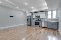 2111 Master St photo'