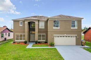 152 Briarcliff Dr in Kissimmee, FL - Building Photo