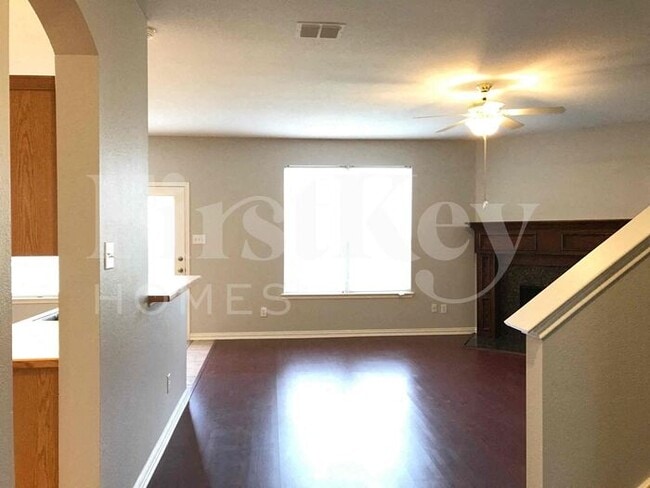 8312 Tribute Ln in Fort Worth, TX - Building Photo - Building Photo