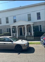 2421 6th Ave in Watervliet, NY - Building Photo