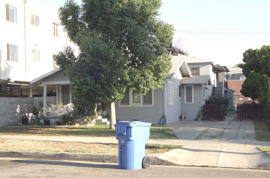 14649 Friar St in Van Nuys, CA - Building Photo