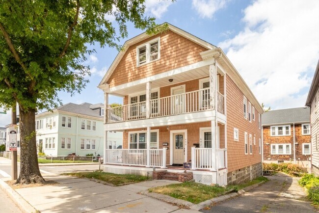 property at 602 Gallivan Blvd