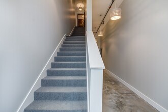 2750 Lafayette Ave, Unit 205 in St. Louis, MO - Building Photo - Building Photo