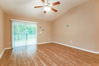 15847 Rachel Creek Dr in Jacksonville, FL - Foto de edificio - Building Photo