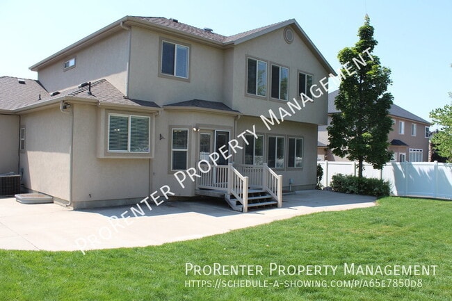 1757 E 1150 N in Layton, UT - Foto de edificio - Building Photo