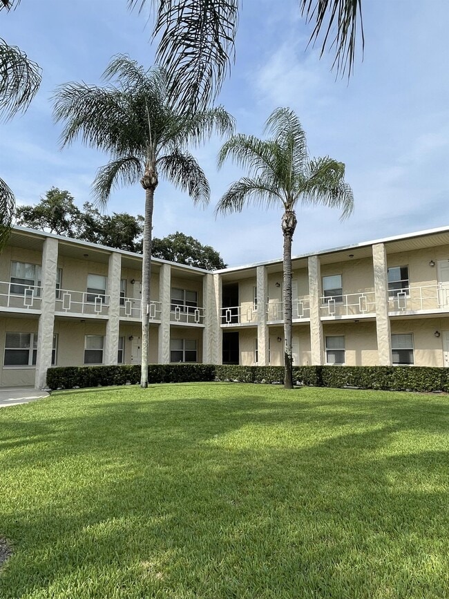 225 E New Hampshire St in Orlando, FL - Building Photo - Building Photo