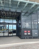 15 Watergarden Dr in Mississauga, ON - Building Photo