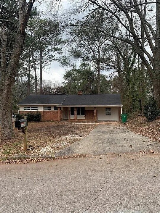 1348 Richard Rd Photo