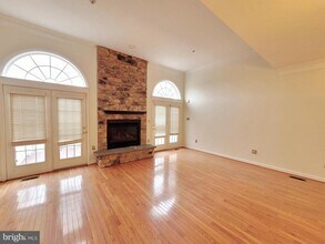 8809 Lew Wallace Rd in Frederick, MD - Building Photo - Building Photo