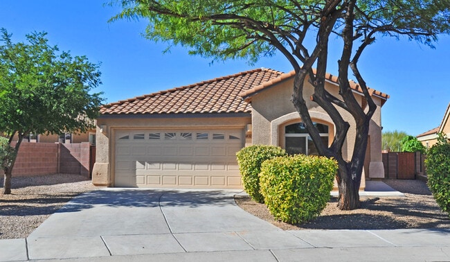 9014 S Beechnut Ln in Tucson, AZ - Building Photo - Building Photo