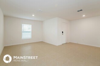 1736 Canaan Lp in Dundee, FL - Building Photo - Building Photo