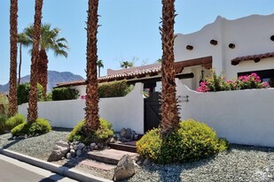 52225 Avenida Obregon in La Quinta, CA - Building Photo - Building Photo