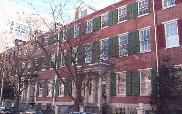 908-910 Spruce St in Philadelphia, PA - Building Photo - Building Photo