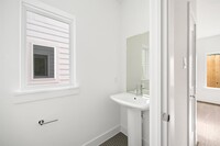 835 Paul Quinn St photo'