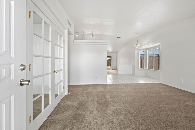 8032 S Sunrise Meadow Dr in Tucson, AZ - Building Photo - Building Photo