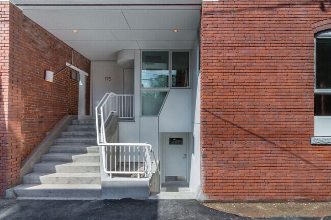 175 Western Ave