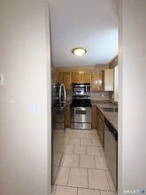 175 Mill Pond Rd in Hamden, CT - Building Photo - Building Photo