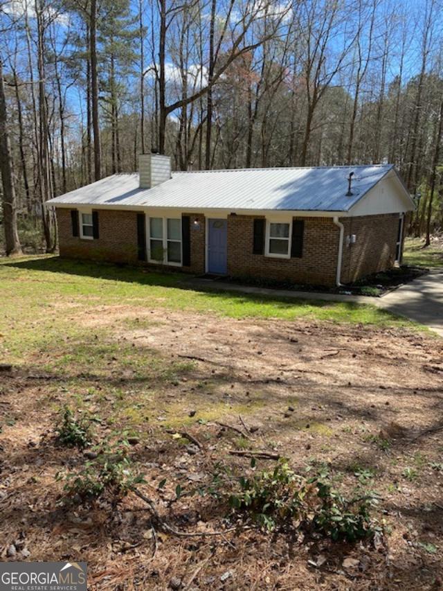 property at 1124 Country Club Rd