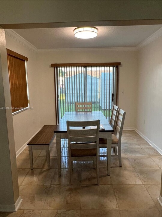 75 NE 186th Terrace in Miami, FL - Building Photo