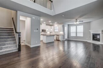 704 Reeves Ln in Plano, TX - Building Photo - Building Photo