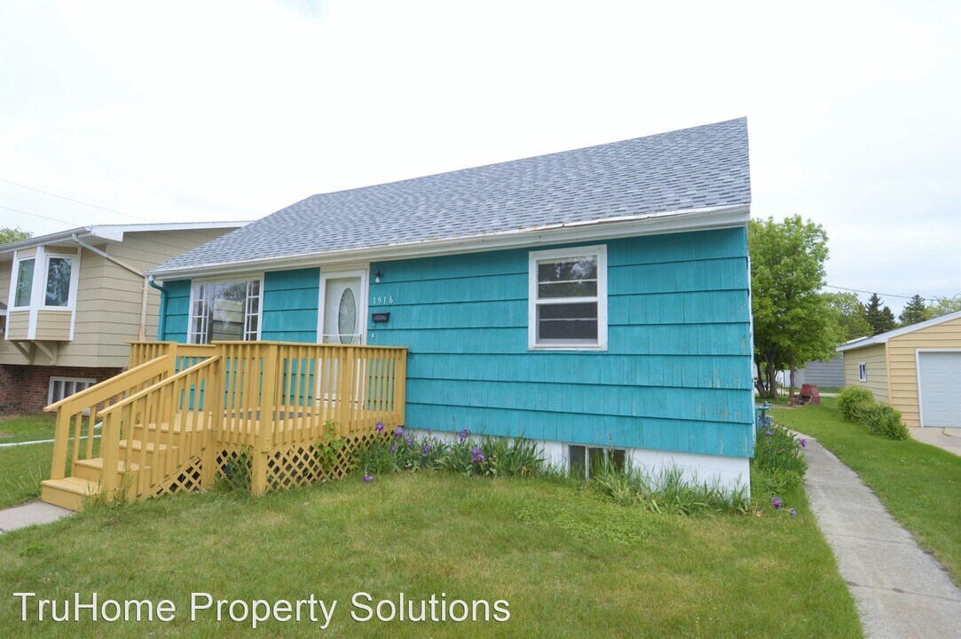 1916 7th Ave N Photo