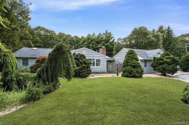 property at 25 Squires Ave