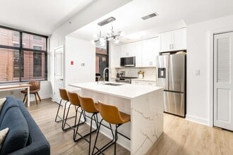 610 Newark St. in Hoboken, NJ - Building Photo - Building Photo