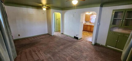 557 N 9th Ave in Pocatello, ID - Building Photo - Building Photo