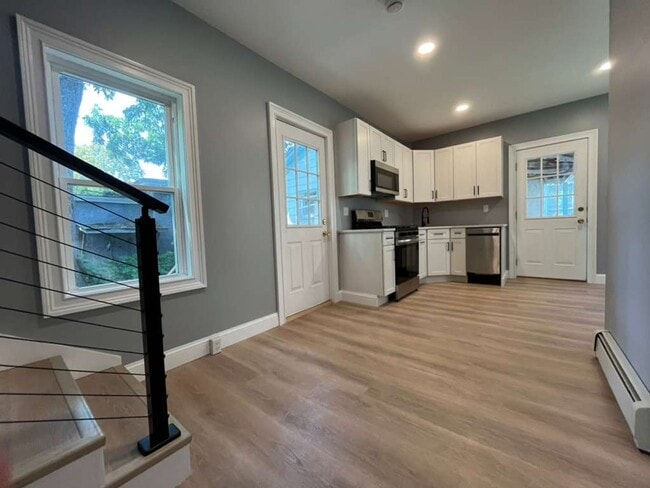 417 W Court St in Ithaca, NY - Building Photo - Building Photo