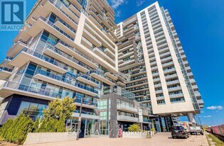 2087 Fairview St in Burlington, ON - Building Photo