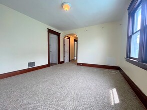 253 Shirley Ave in Buffalo, NY - Building Photo - Building Photo
