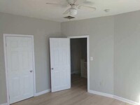 4603 Reisterstown Rd photo'