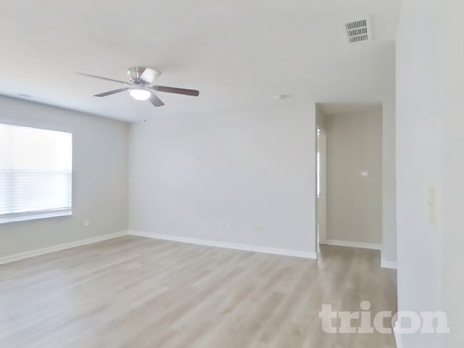 7516 Pipestone Dr in Indianapolis, IN - Building Photo - Building Photo