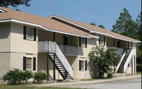 Springfield Manor Apartments in Springfield, GA - Building Photo