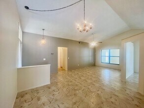 2224 Fairmont Cir in Orlando, FL - Building Photo - Building Photo