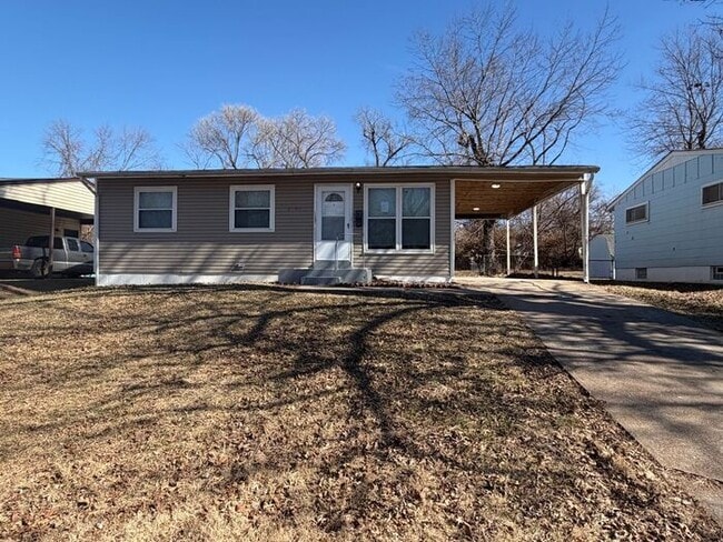 property at 6024 Shillington Ct